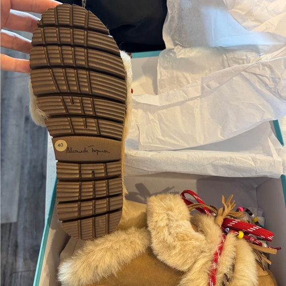 LOLA Shearling Mules with Beaded Accents - Picture 5 of 7